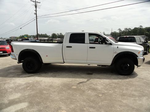 Used 2015 RAM 3500 Tradesman w/ Chrome Appearance Group AWD/4WD image 5