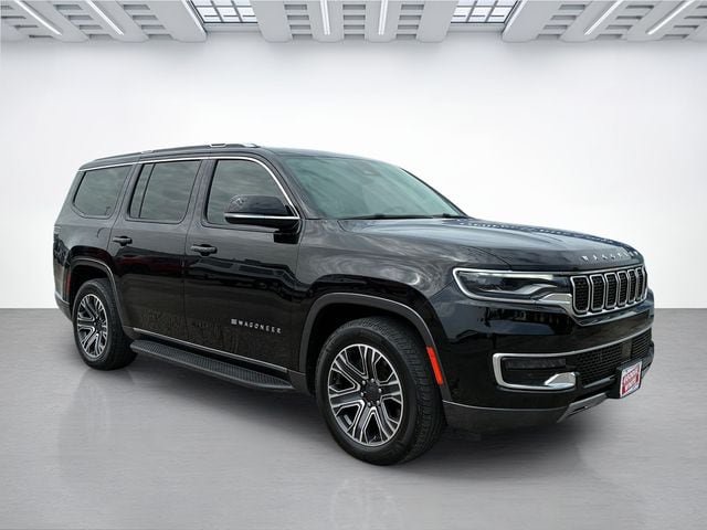 Used 2022 Jeep Wagoneer Series III AWD/4WD image 41
