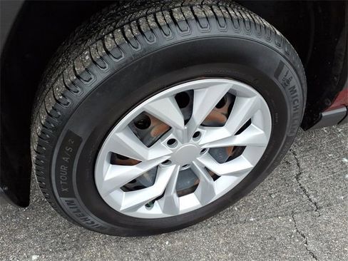 Certified 2021 Toyota RAV4 LE image 9