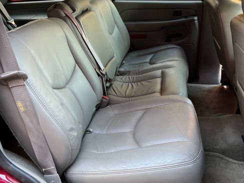 Used 2004 Chevrolet Tahoe LT w/ LT Preferred Equipment Group image 17