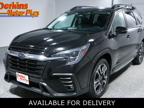 Used 2023 Subaru Ascent Limited AWD/4WD image 1