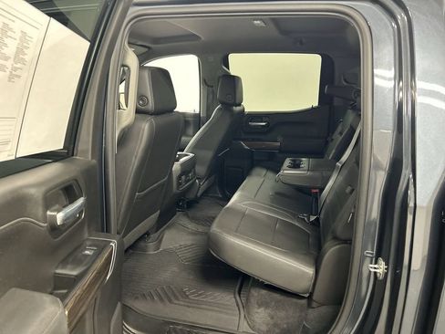 Used 2021 Chevrolet Silverado 1500 LT Trail Boss w/ Convenience Package II AWD/4WD image 19