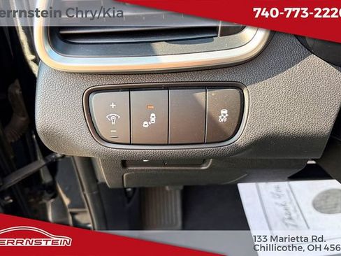 Used 2020 Kia Sorento S AWD/4WD image 17