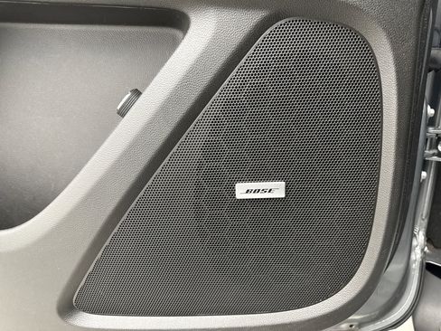 Used 2023 Chevrolet Traverse RS w/ LPO, Cargo Package image 16