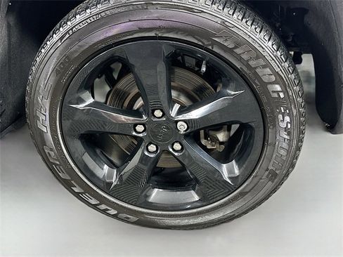 Used 2023 Jeep Grand Cherokee L Laredo image 32