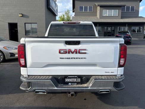 Used 2023 GMC Sierra 1500 SLE w/ X31 Off-Road Package AWD/4WD image 6