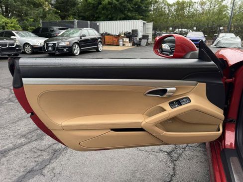 Used 2014 Porsche Boxster S RWD image 5