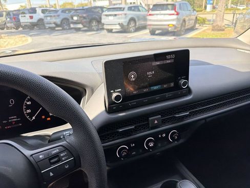 Certified 2024 Honda HR-V LX image 26