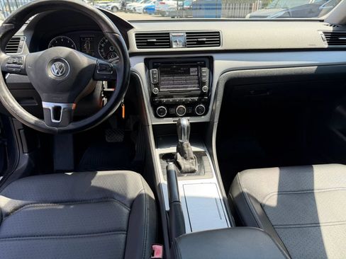 Used 2012 Volkswagen Passat 2.5 SE FWD image 30