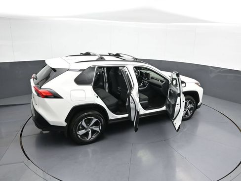 Used 2023 Toyota RAV4 SE w/ Weather & Moonroof Package AWD/4WD image 46