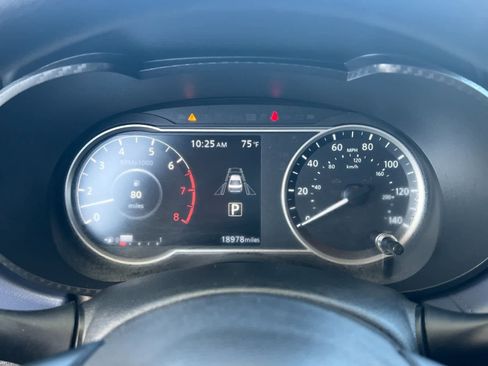 Used 2024 Nissan Versa SV image 24