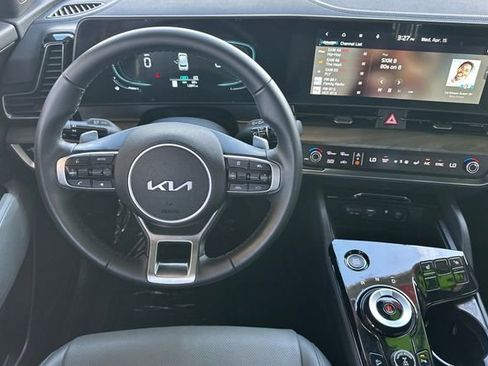 Used 2025 Kia Sportage X-Line AWD/4WD image 16