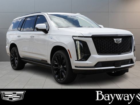 New 2025 Cadillac Escalade Sport Platinum w/ LPO, ONYX Package image 3