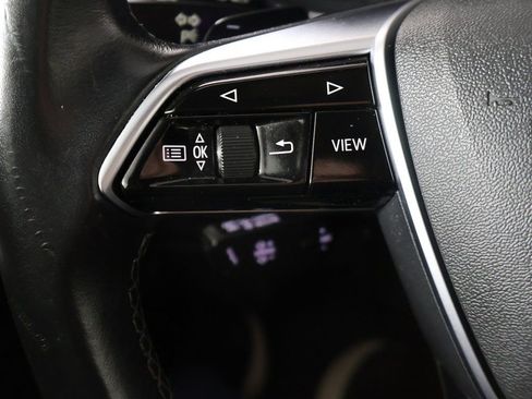 Used 2022 Audi A6 Premium Plus image 42