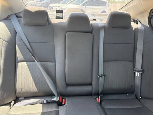Used 2025 Nissan Altima 2.5 SV FWD image 9