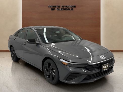 New 2026 Hyundai Elantra Sport FWD image 8