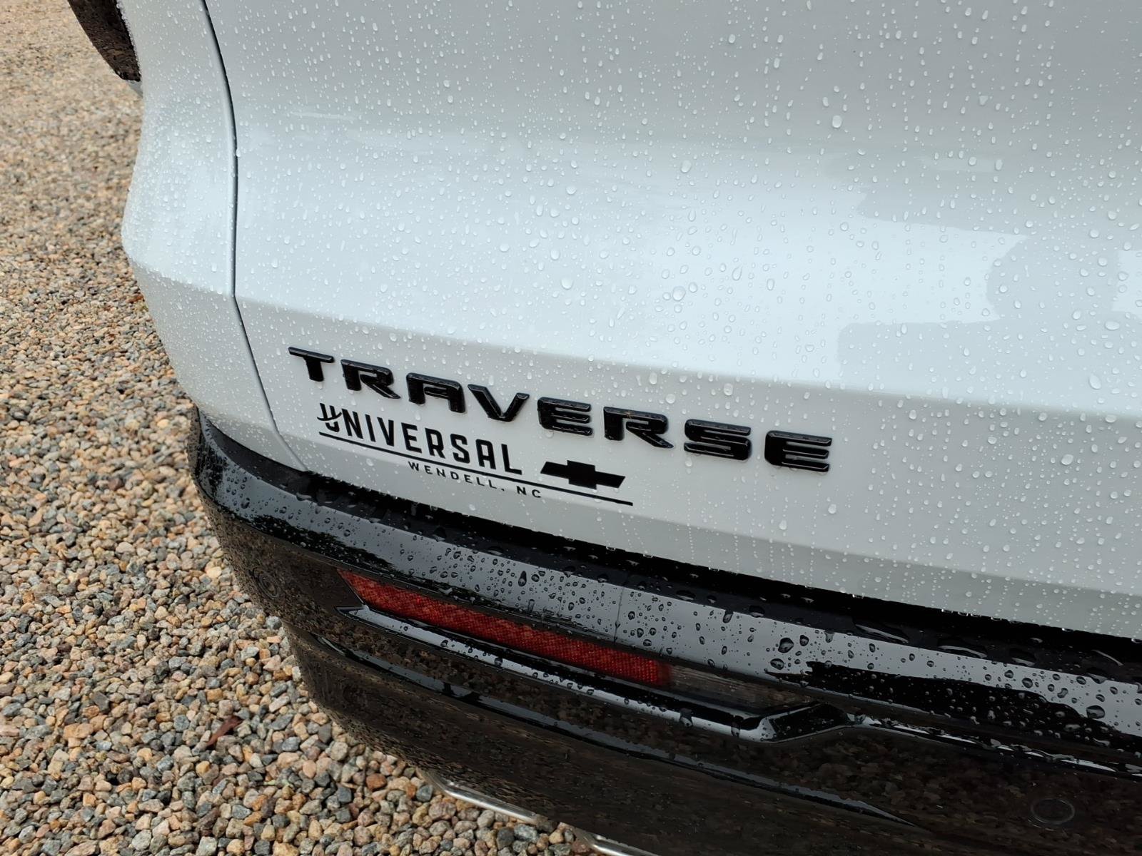 New 2027 Chevrolet Traverse RS FWD image 7