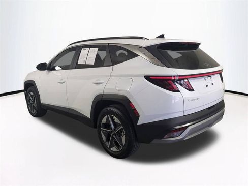 Used 2025 Hyundai Tucson SEL AWD/4WD image 7