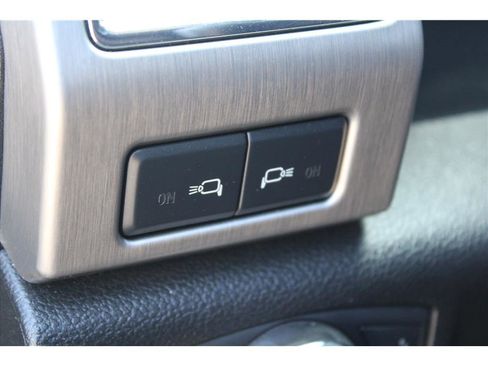 Used 2015 Ford F150 Platinum w/ Technology Package image 22