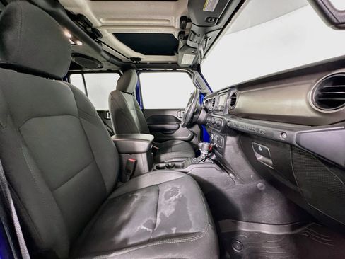 Used 2019 Jeep Wrangler Unlimited Sport S AWD/4WD image 30