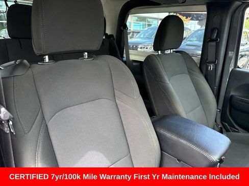 Used 2021 Jeep Wrangler Sport AWD/4WD image 11