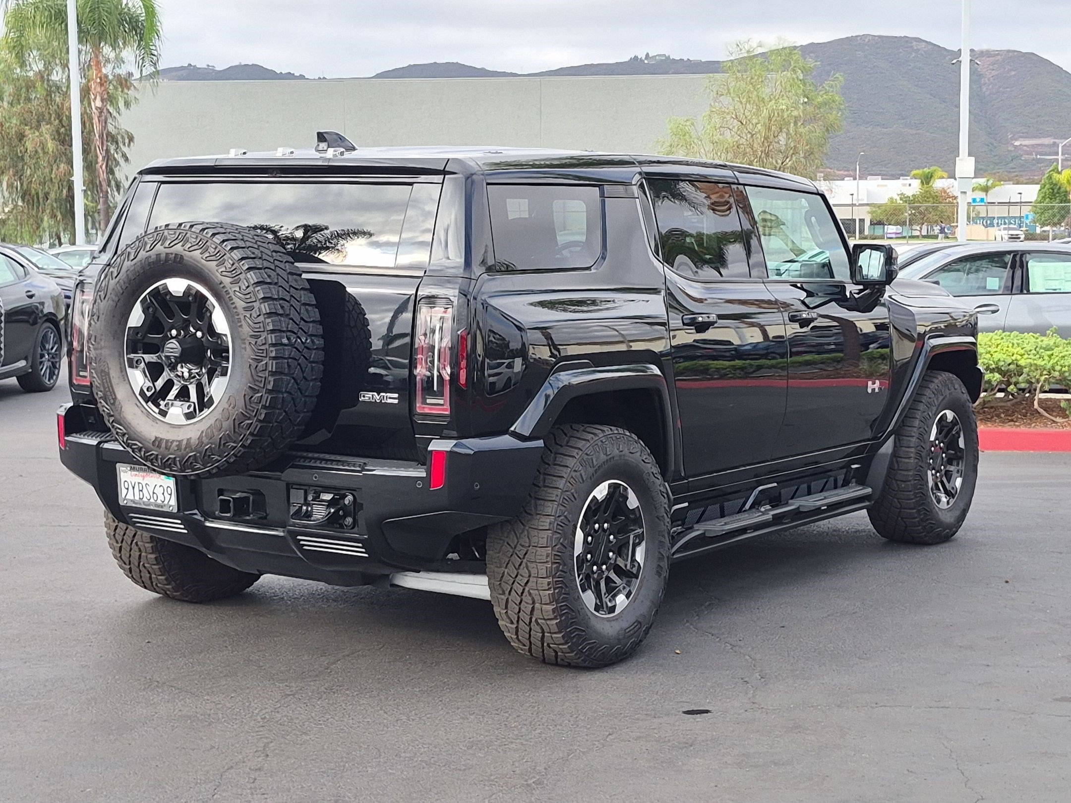 Used 2024 GMC Hummer EV 3X w/ Extreme Off-Road Package AWD/4WD image 10