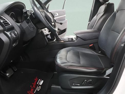 Used 2018 Ford Explorer Sport w/ Equipment Group 401A AWD/4WD image 23