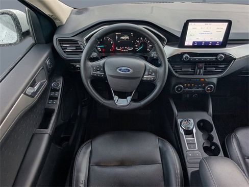 Used 2020 Ford Escape SEL image 18