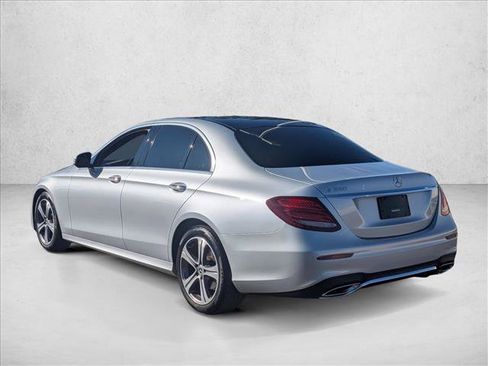 Used 2020 Mercedes-Benz E 350 Sedan w/ Premium Package image 7