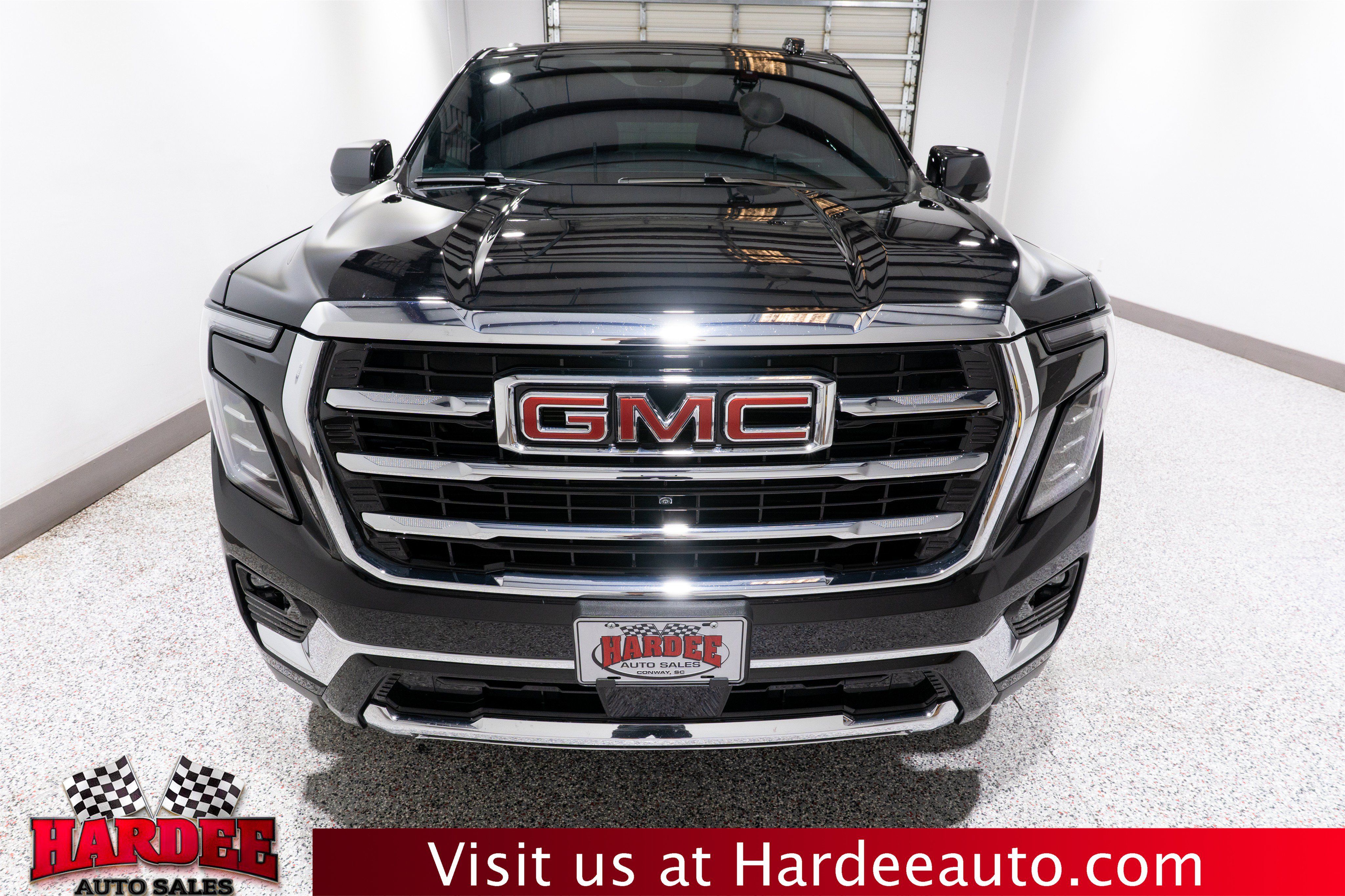 Used 2025 GMC Yukon XL Elevation w/ Elevation Premium Package AWD/4WD image 7