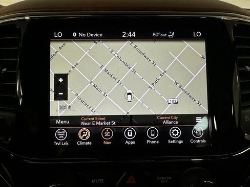 Used 2021 Jeep Grand Cherokee Summit AWD/4WD image 17