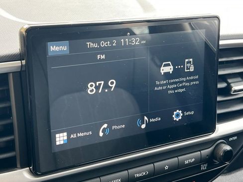 New 2026 Hyundai Venue SE image 16