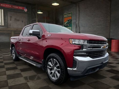 Certified 2019 Chevrolet Silverado 1500 LT w/ All-Star Edition image 7