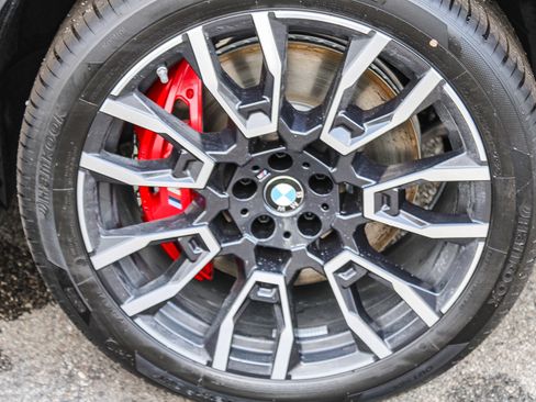 New 2026 BMW X5 xDrive50e w/ Executive Package image 10