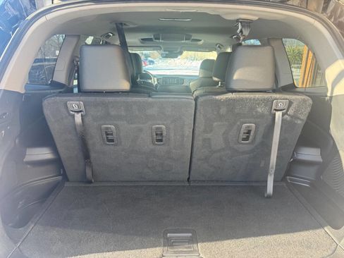 Used 2020 Honda Pilot Touring image 25