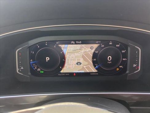 Used 2021 Volkswagen Tiguan SEL image 11