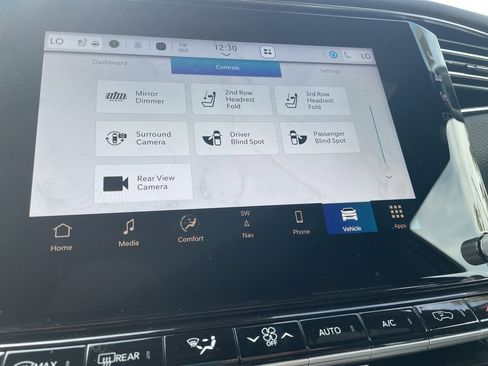 New 2025 Jeep Wagoneer 4WD w/ Convenience Group I image 28