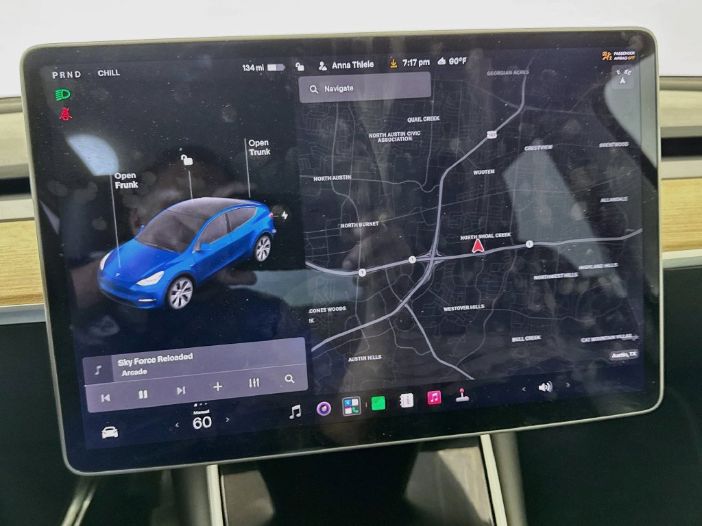 Used 2021 Tesla Model Y Long Range AWD/4WD image 17