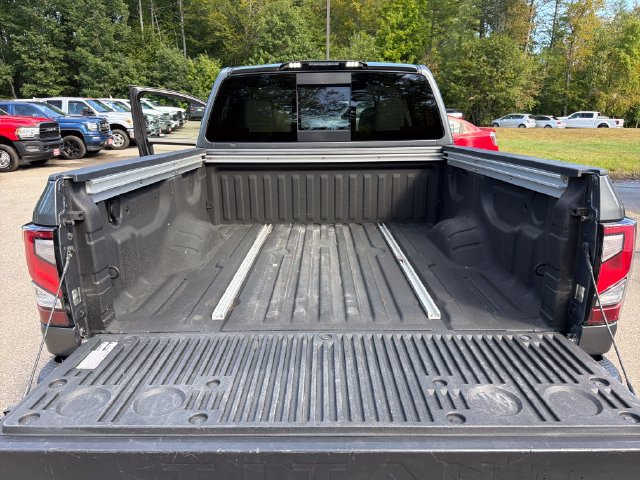 Used 2020 Nissan Titan SL w/ Moonroof Package AWD/4WD image 25