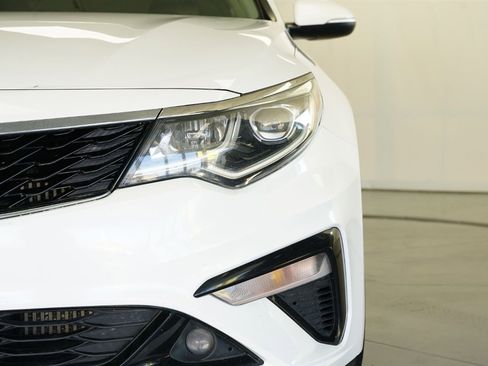 Used 2019 Kia Optima EX image 4