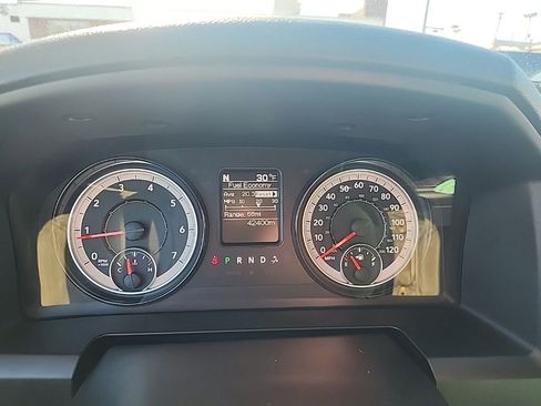 Used 2024 RAM 1500 Classic SLT AWD/4WD image 13