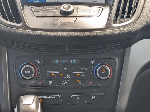 Used 2019 Ford Escape SEL FWD image 17