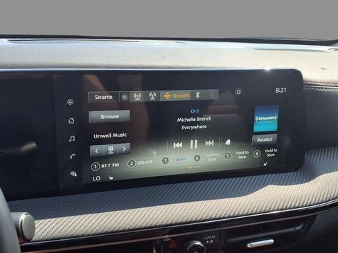 New 2025 Nissan Kicks SR w/ SR Premium Package image 25