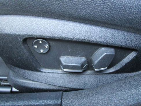 Used 2011 BMW 528i Sedan image 20