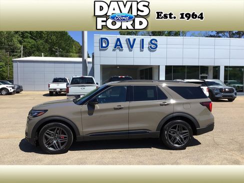 New 2026 Ford Explorer ST w/ Sun And Sound Package AWD/4WD image 4
