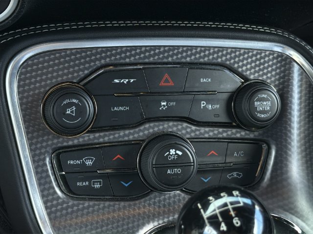 Used 2015 Dodge Challenger SRT Hellcat RWD image 24