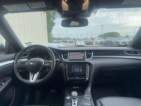 Used 2020 INFINITI QX50 Essential w/ Edition 30 Package FWD image 3