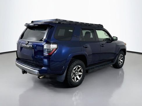 Used 2017 Toyota 4Runner TRD Off-Road Premium AWD/4WD image 9