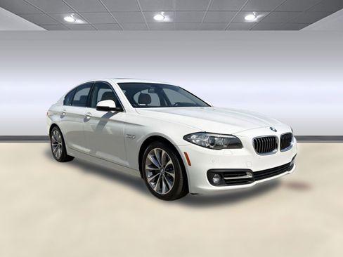 Used 2016 BMW 528i Sedan image 7
