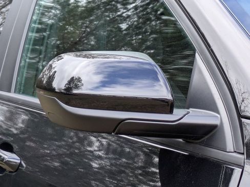 New 2026 Chevrolet Equinox LT w/ Convenience Package II image 11